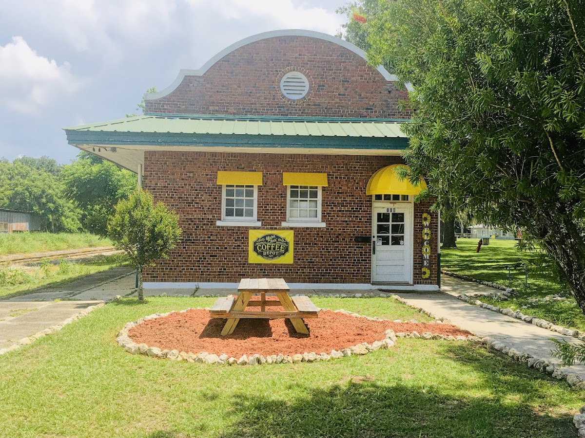 Mister Chris’ Coffee Gallery & Depot Photos 2